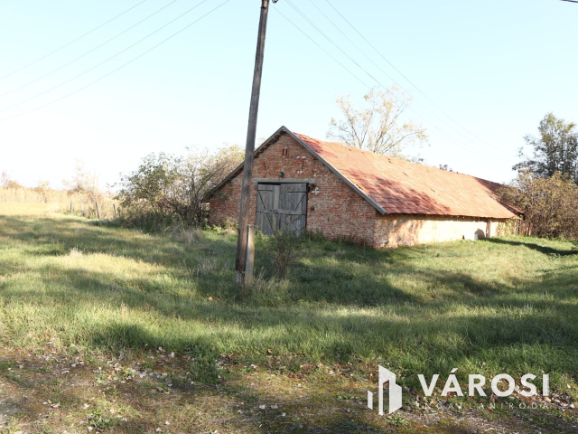 Többcélú hasznosításra alkalmas gazdasági ingatlan!