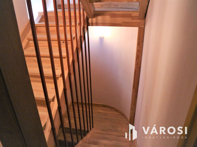 Komlósdon ház+gazdasági épület+14400m2 szántó jó gazdára vár