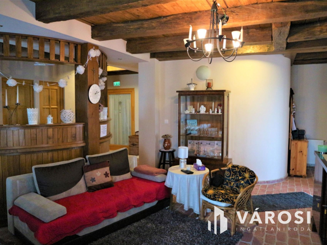 Komlósdon ház+gazdasági épület+14400m2 szántó jó gazdára vár