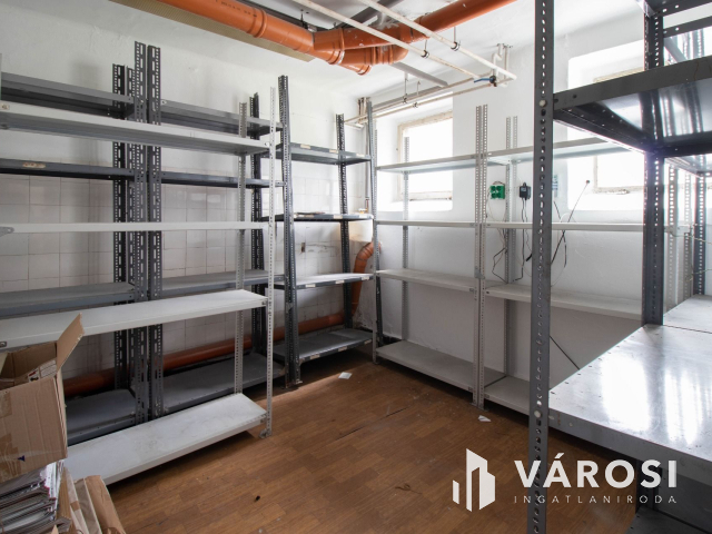 109 m2-es önálló irodaegyüttes kiadó a Lehel tértől 500 m-re