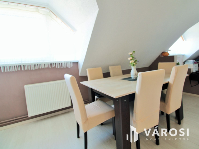 Nagy lakás a Centernél