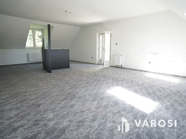 Miklósfán lehetőségekben gazdag, egyedi családi ház