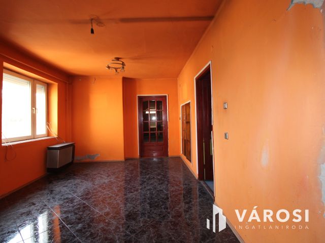 Központhoz közel családi ház eladó Sarkadkeresztúron