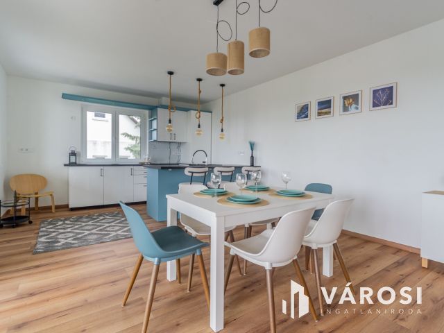 Panorámás luxus lakás Balatonföldváron