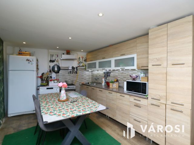 Két ház egy áráért a belvárosban