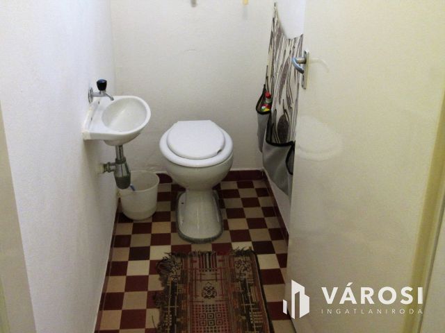 Szuper téglaház Tótkomlóson – akár két generációnak is!