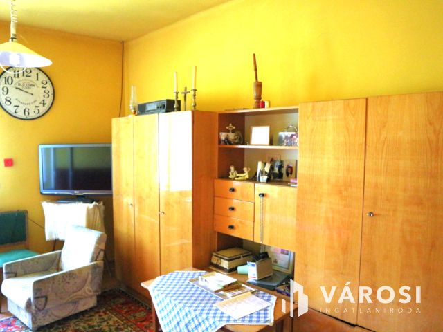 Ivánc,Őrség,csendes helyen,3szobás,felújítandó ház eladó