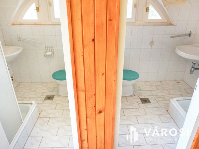 Saját szállodát vagy méretes családi ház érdekelné Siófokon?