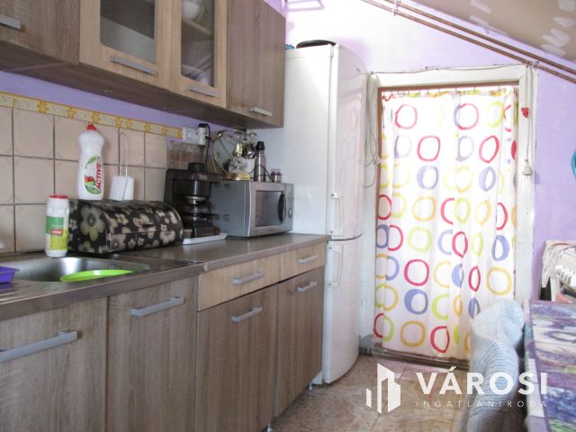 Parasztház eladó Érsekvadkerten