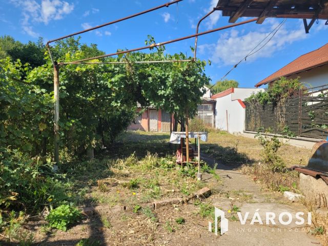 Kertvárosi családi ház