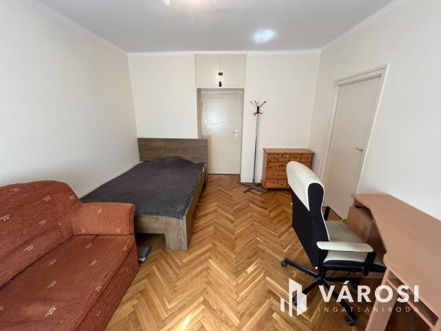 Debrecen, Egyetem melletti jó lakás jó helyen!