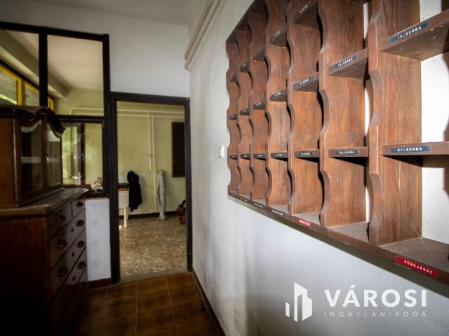 Turisztikai, közösségi célra is alkalmas üdülő Szanazugban