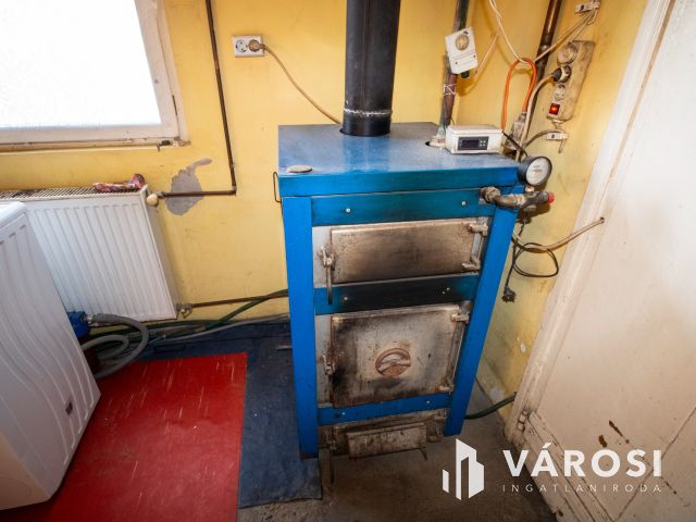 Gyomaendrőd határában eladó tanya