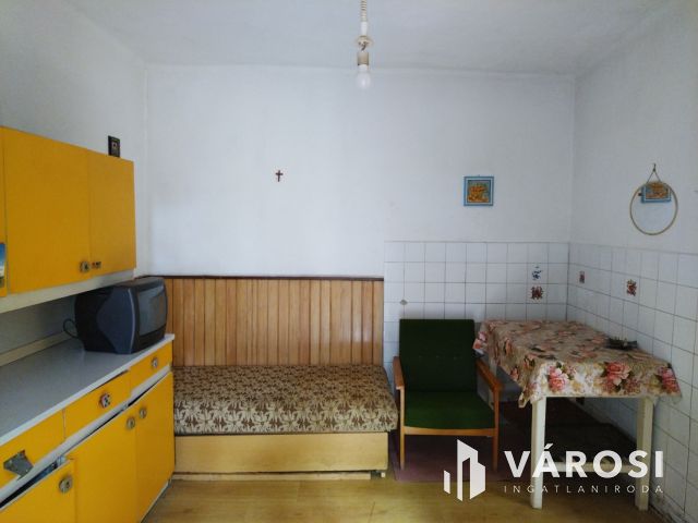 Kedvező áron eladó családi ház Vizsláson