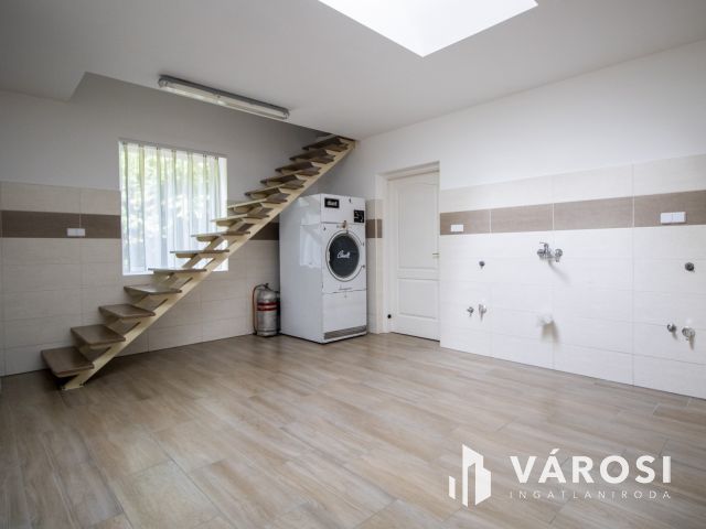 Többfunkciós komplexum Orosháza központjában