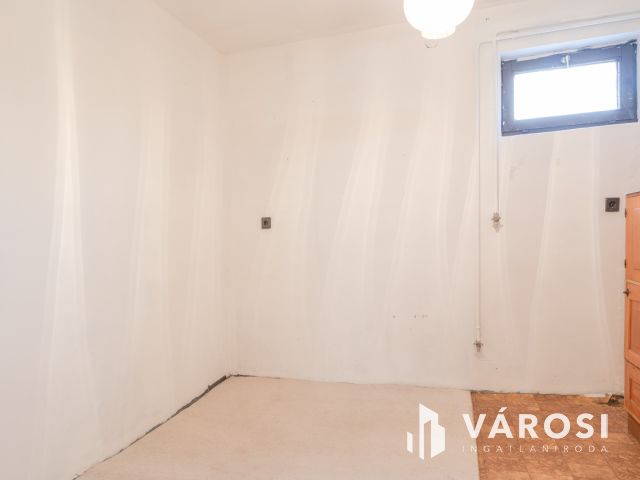 Társasházi kertes ház Dorozsmán