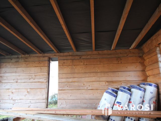 Eladó üdülőtelek