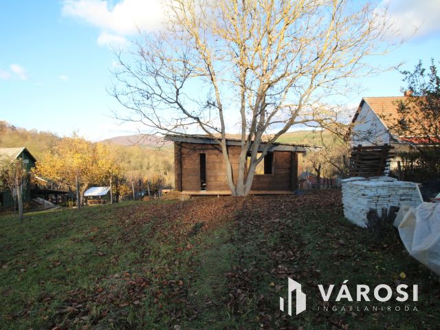 Eladó üdülőtelek