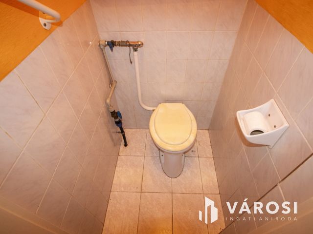 Tégla családi ház Nagybánhegyesen