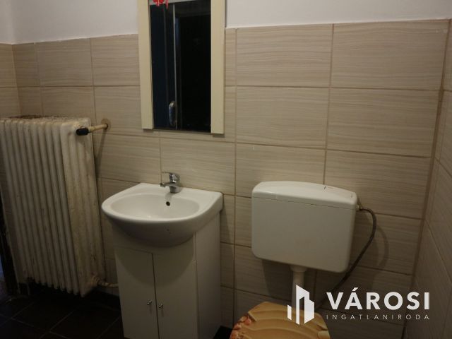 Csehimindszent,akár2generációs,felújítandó,szintes ház117m2