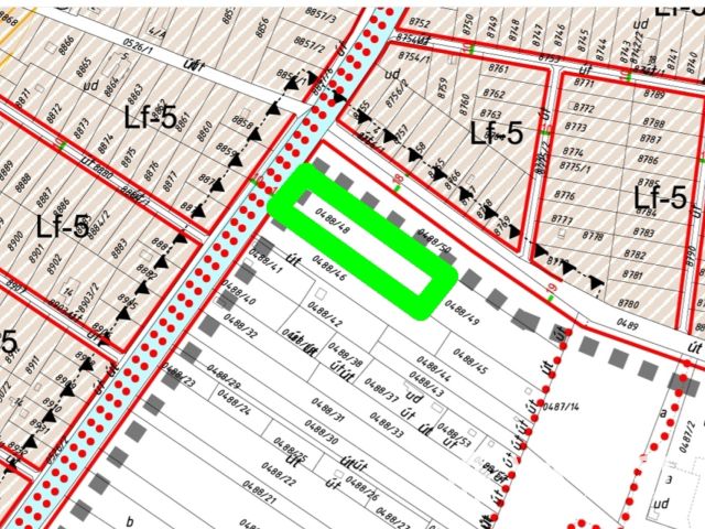 Nagy földterület eladó Sámsonkertben - közel a lakóövezethez