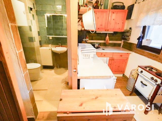 Lakható présház Tökön!