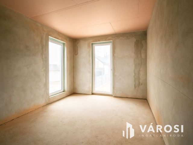 Új építésű, modern, kétszintes családi ház Orosházán