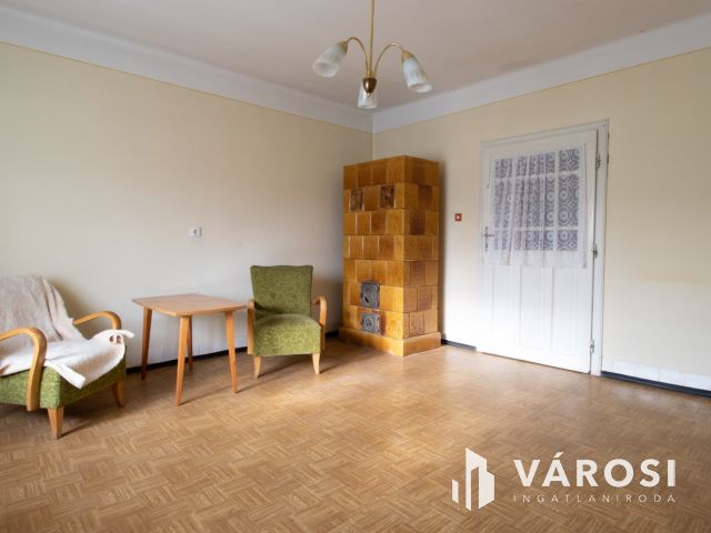 Csend és tágasság - fejleszthető ingatlan Csőváron