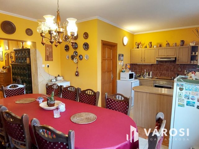 Családi ház, birtok, műhely, cégvásárlási opcióval eladó