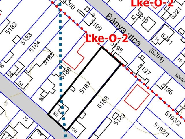 Hatalmas telek Vecsés közkedvelt részén!