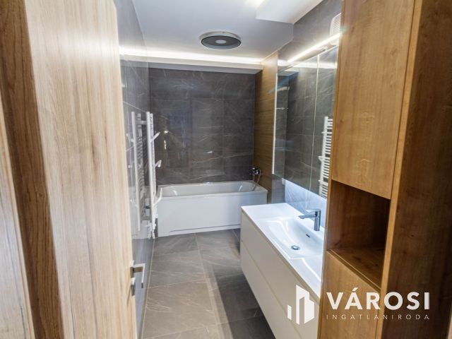 Kulcsra kész luxus – csak költözni kell - Angyalföld