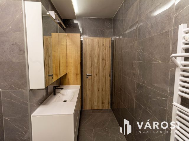 Kulcsra kész luxus – csak költözni kell - Angyalföld