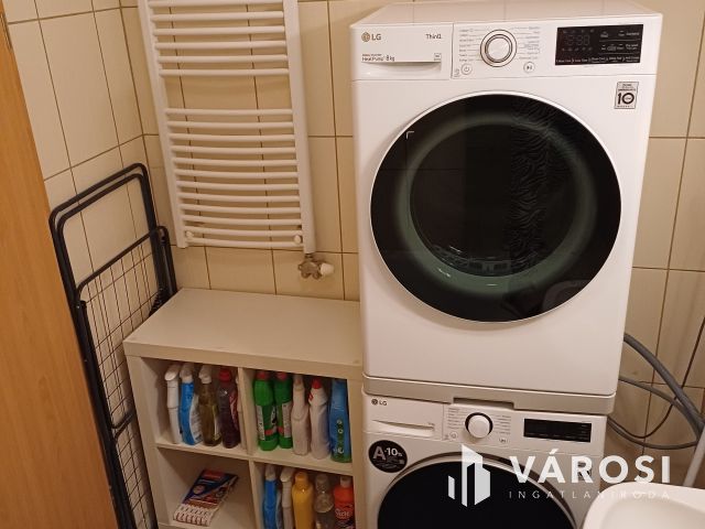 Otthonos  lakás kiadó  a XIII. kerületben, Parkolóval