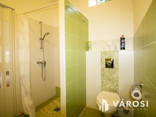 Azonnali bevétel Gyula belvárosában