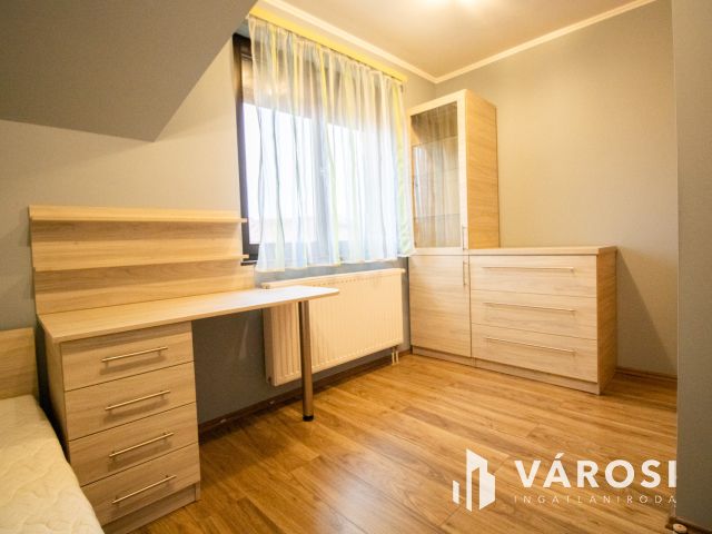 Modern lakás teljes bútorzattal