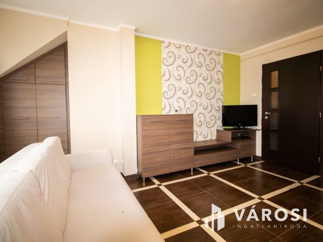 Modern lakás teljes bútorzattal