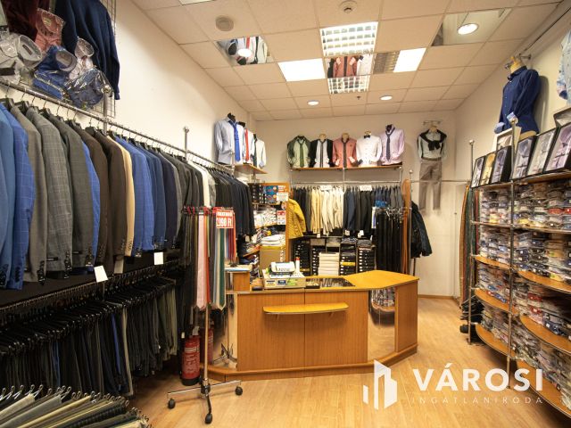 31 m2-es üzlethelyiség a Pólus centerben!