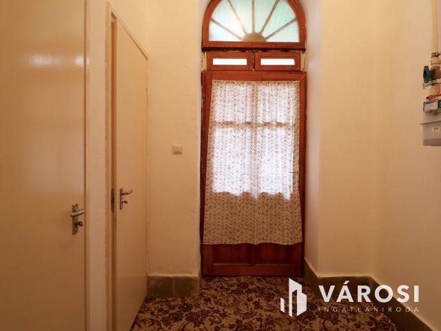 Belvárosi üzlethelyiség