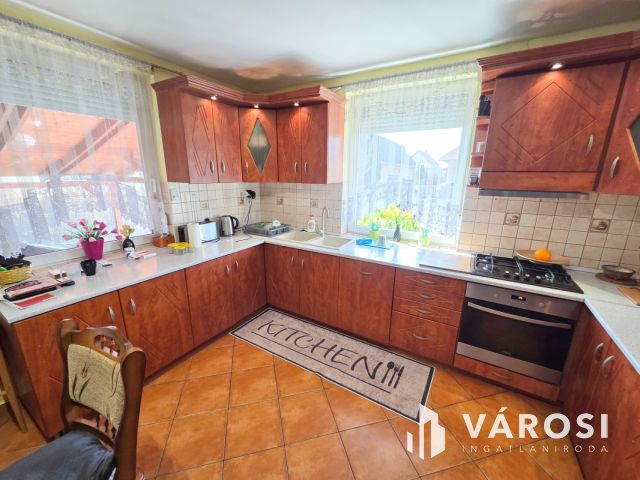 Minden igényt kielégítő családi ház Szigethalmon