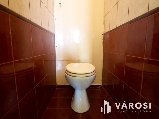 Eladó panellakás a Kistópart utca elején