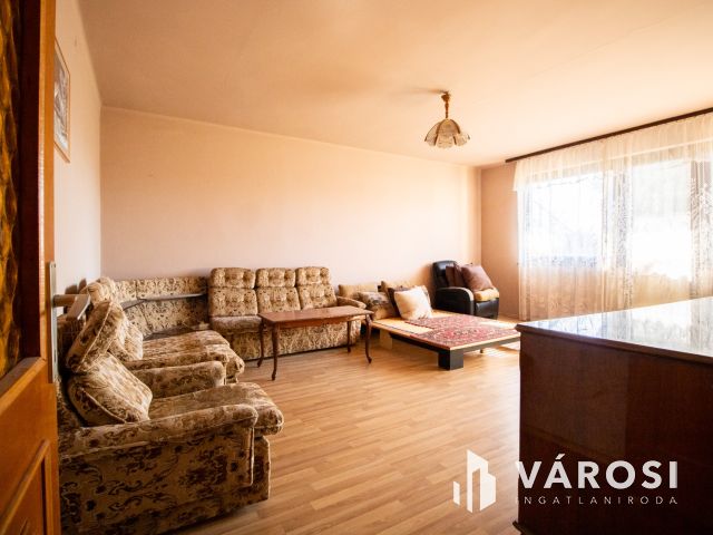 330 nm-es óriásház Orosházán