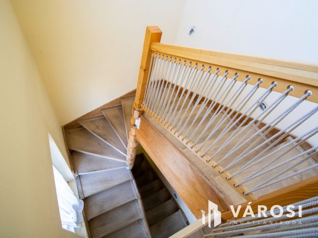 330 nm-es óriásház Orosházán