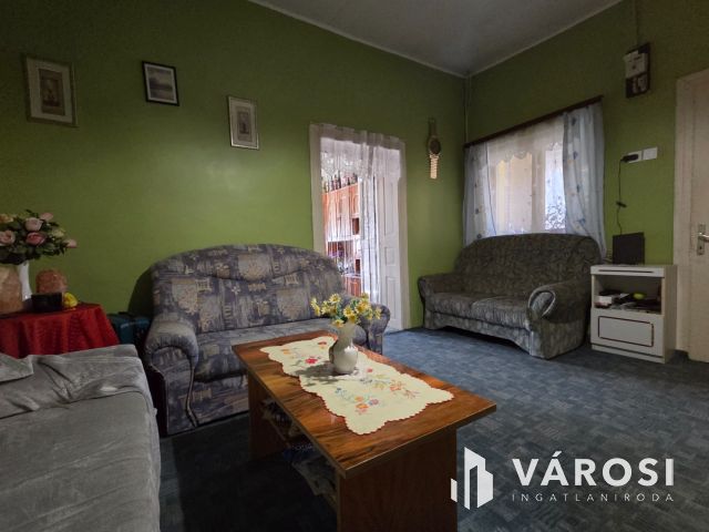 Eladó családi ház Etesen