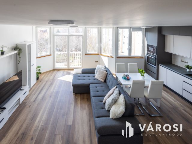 Gyönyörű belvárosi lakás a szökőkútnál