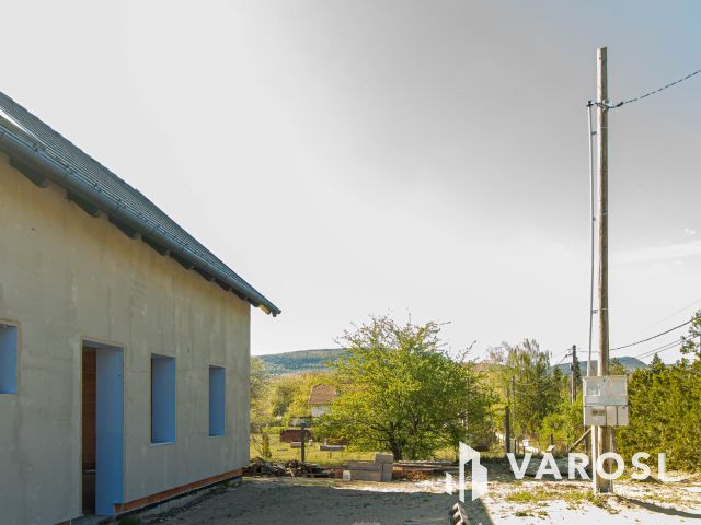 Új építésű ikerház Pócsmegyeren – most még alakítható!