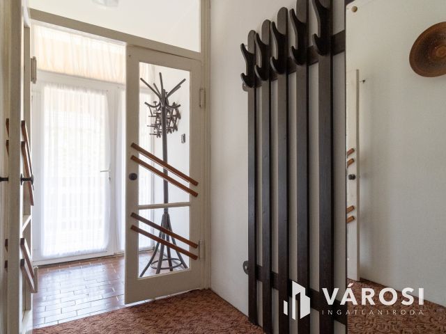 Jó szerkezet, jó elrendezés, nyugodt környezetben