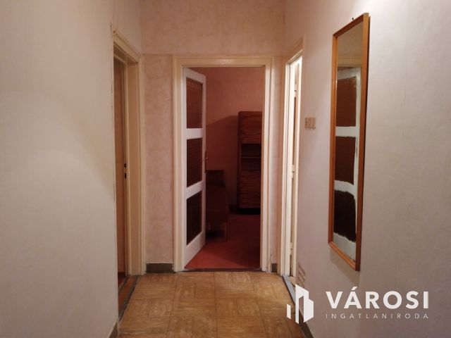 Bomba áron, ne késsen le róla!