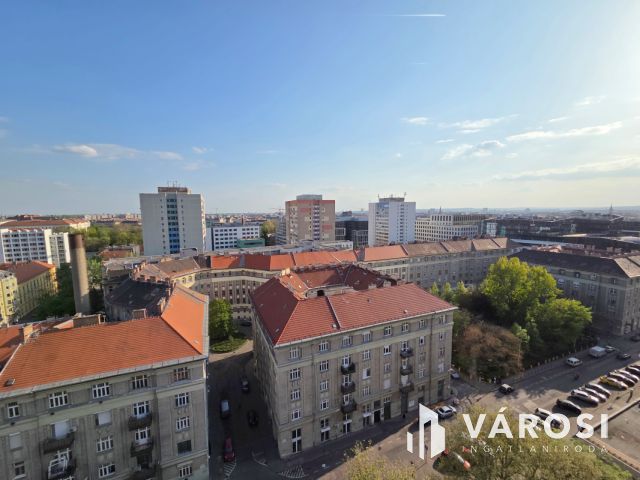 Panorámás butik lakás Bomba helyen